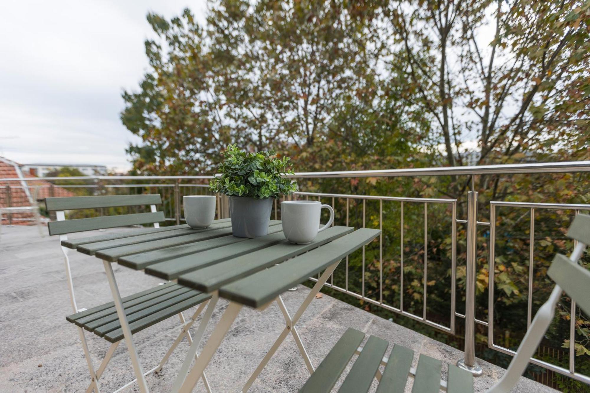 Terrace View Apartment